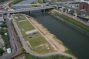 �n���������Ѧä��t���B�z�u�{���}